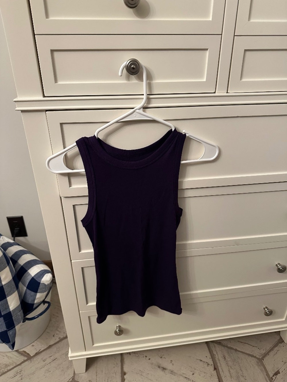 a new day tank top-purple